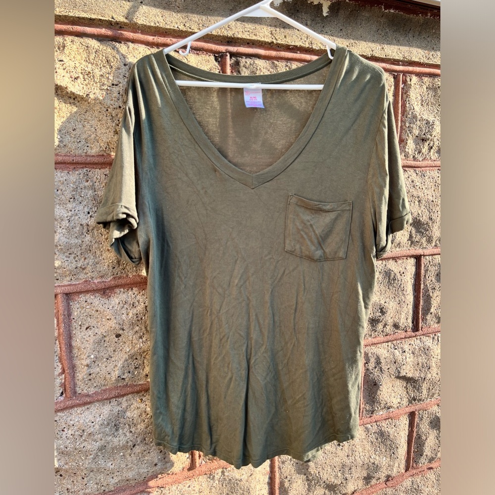 No boundaries army green blouse junior xl 15-17